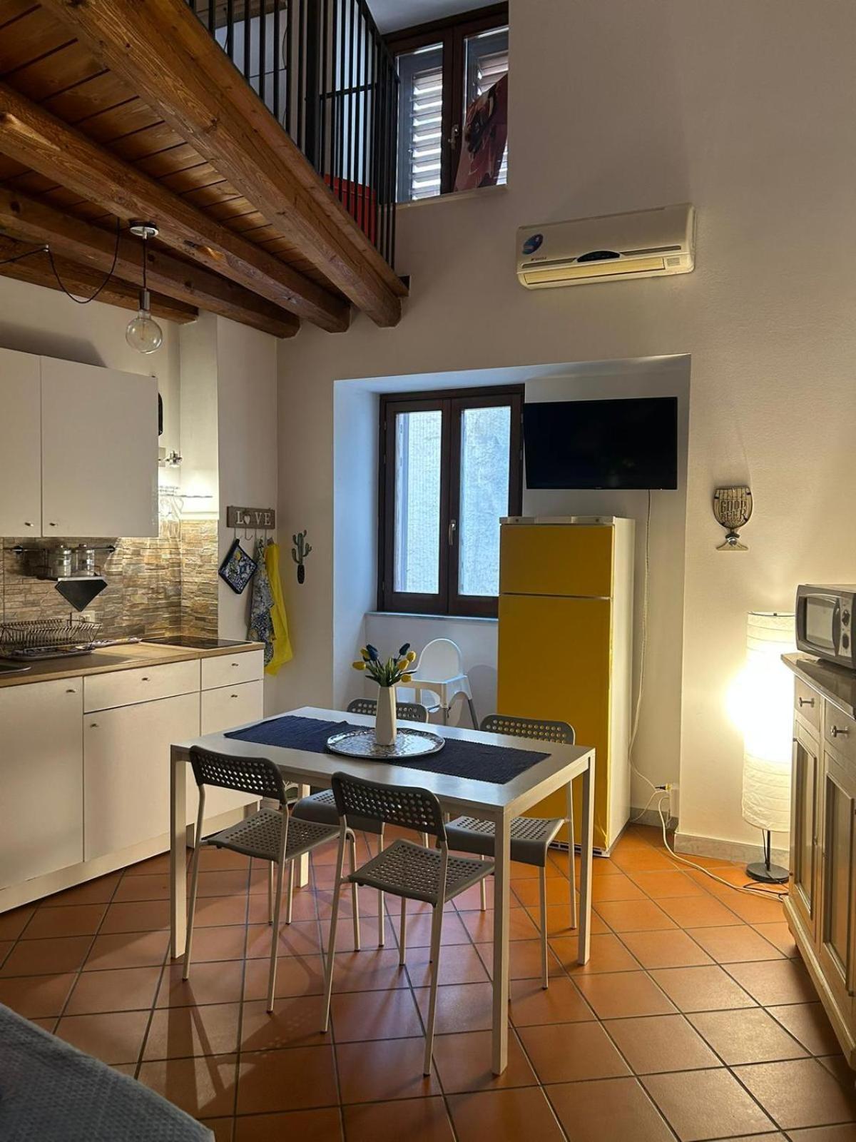 Vucciria'S House Centro Storico Apartment Palermo Luaran gambar
